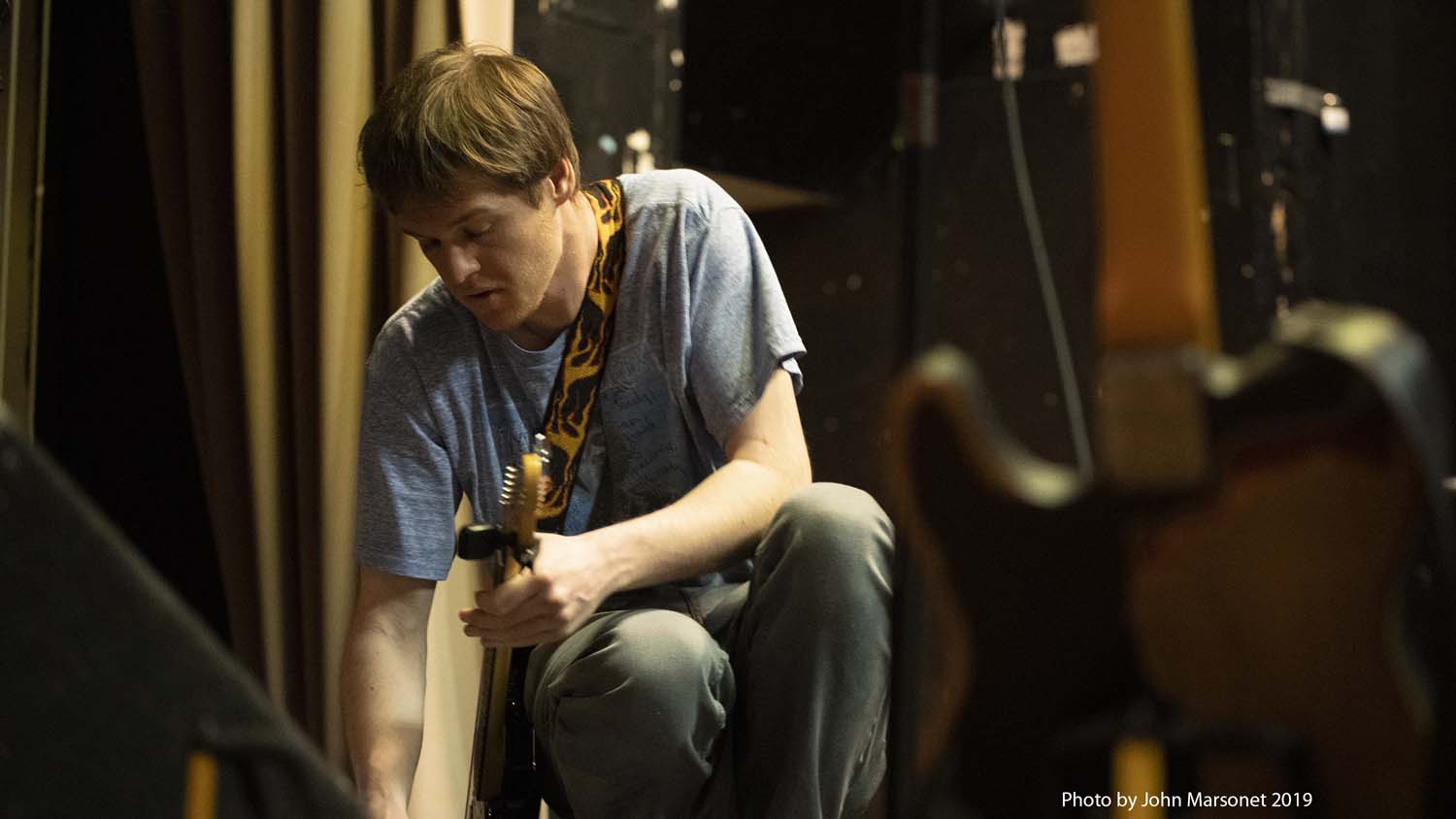 Learn guitar Toronto — Studio 211 student band show