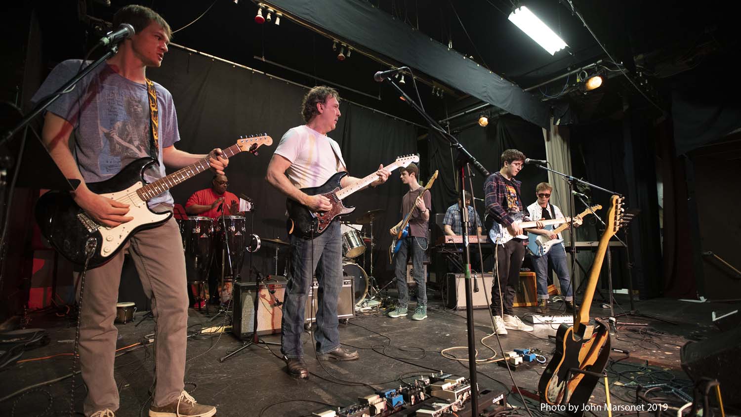 Guitar lessons Toronto — Studio 211 band program concert