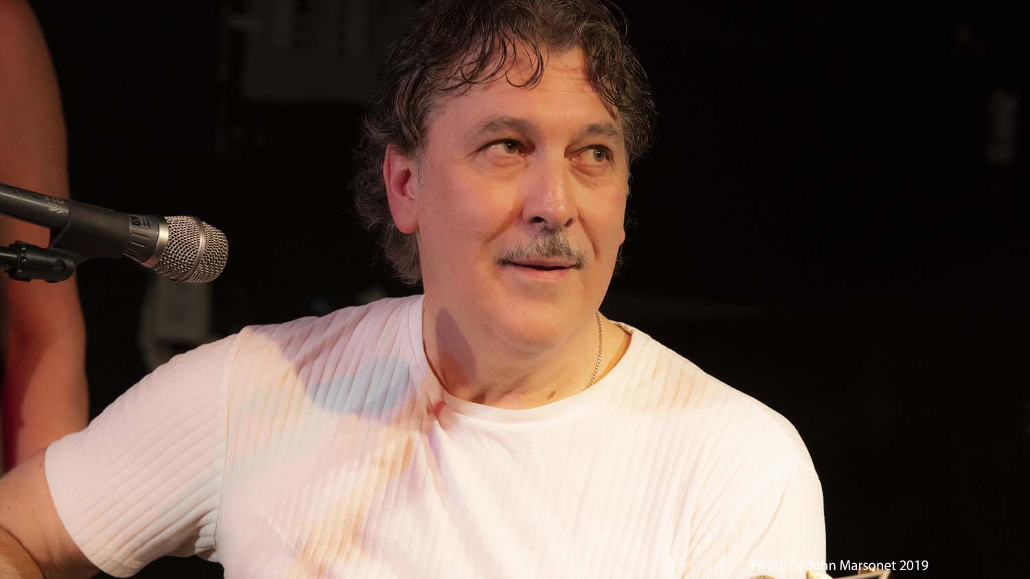 Guitar lessons Toronto — Studio 211 live student show