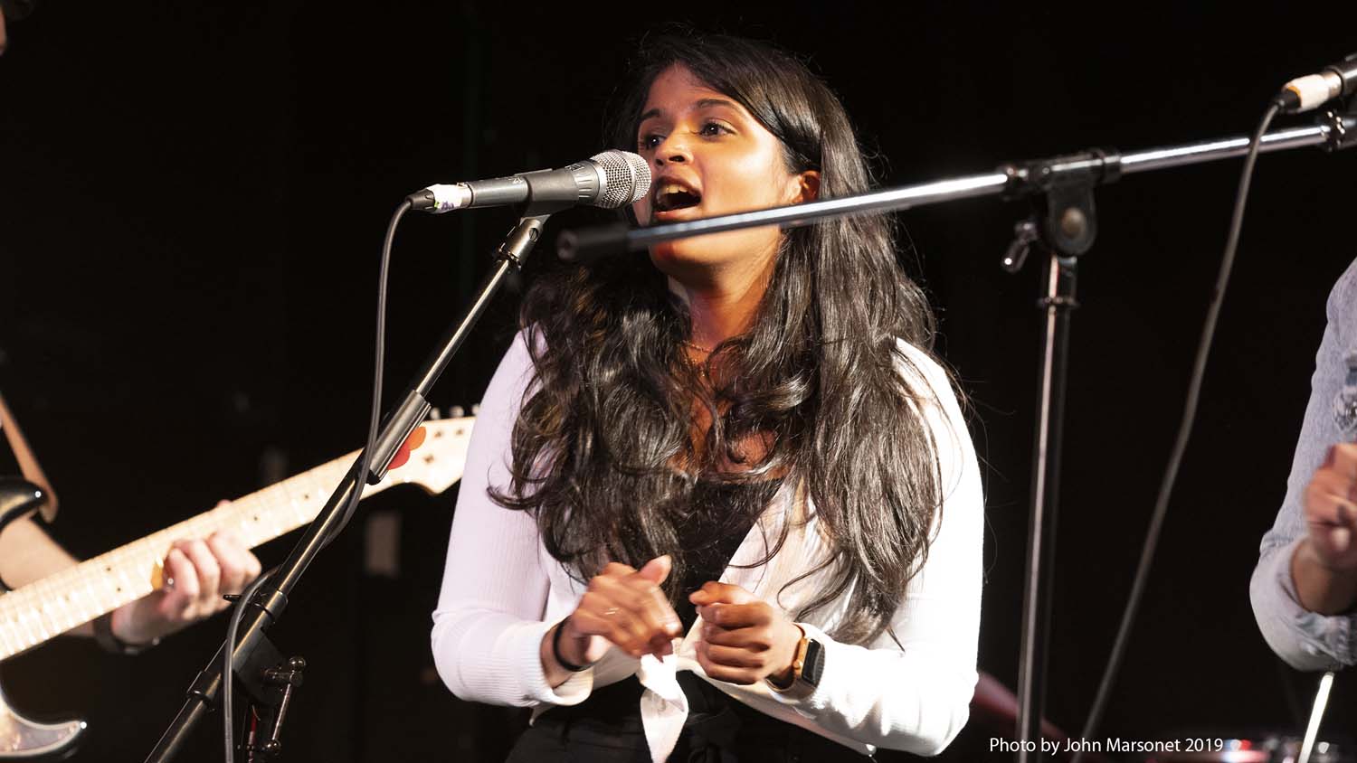 Bass guitar lessons Toronto — Studio 211 student concert