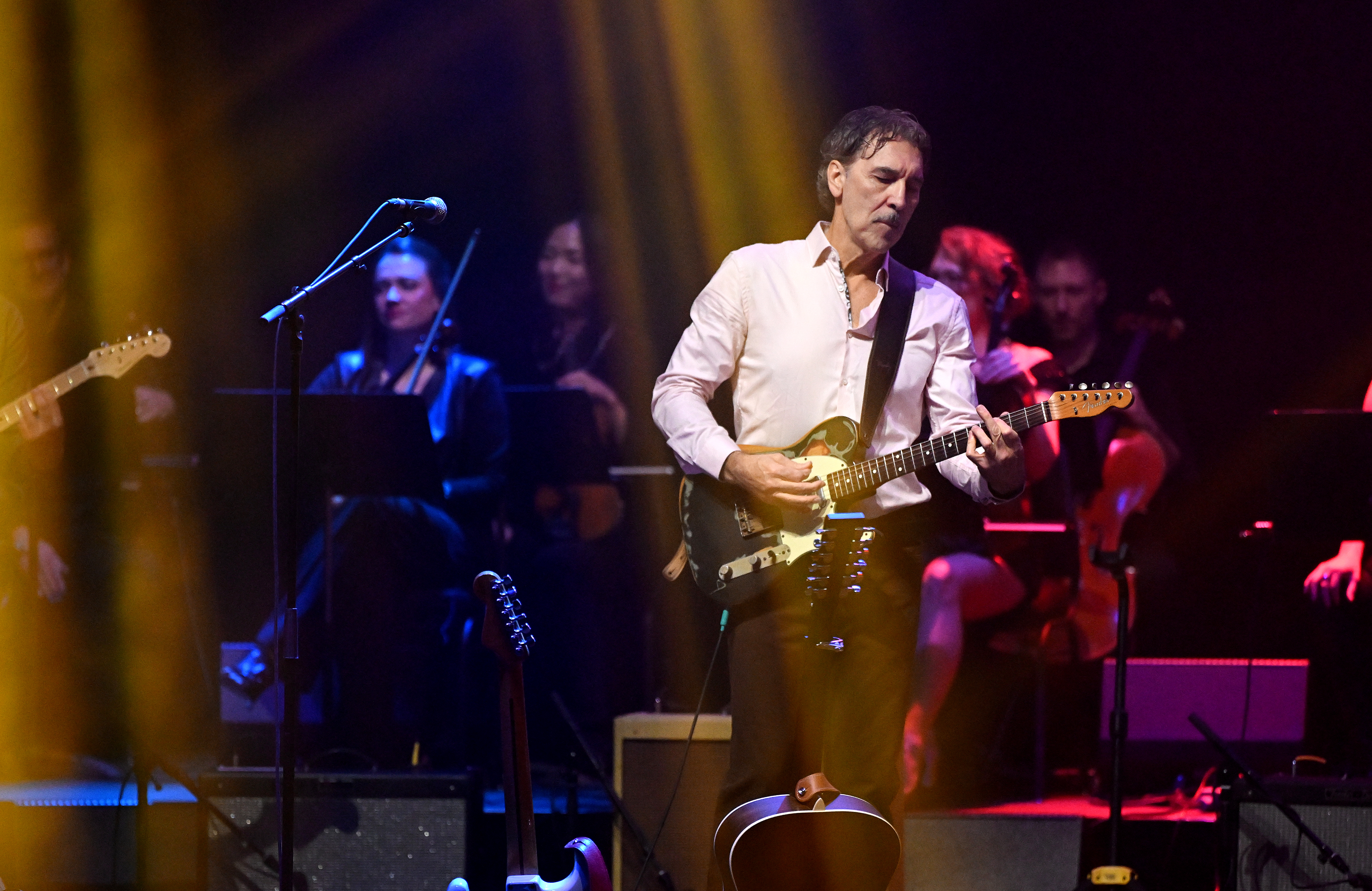 Guitar lessons Toronto — Studio 211 band program live performance