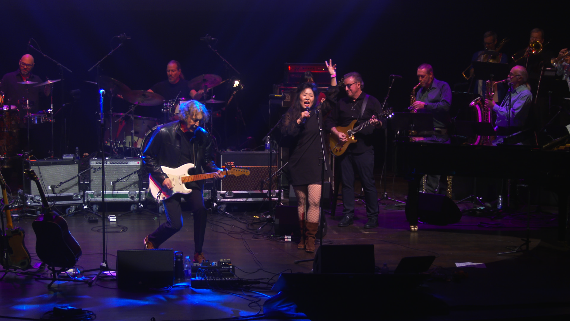 Guitar lessons Toronto — Studio 211 UNBREAKABLE II live show finale